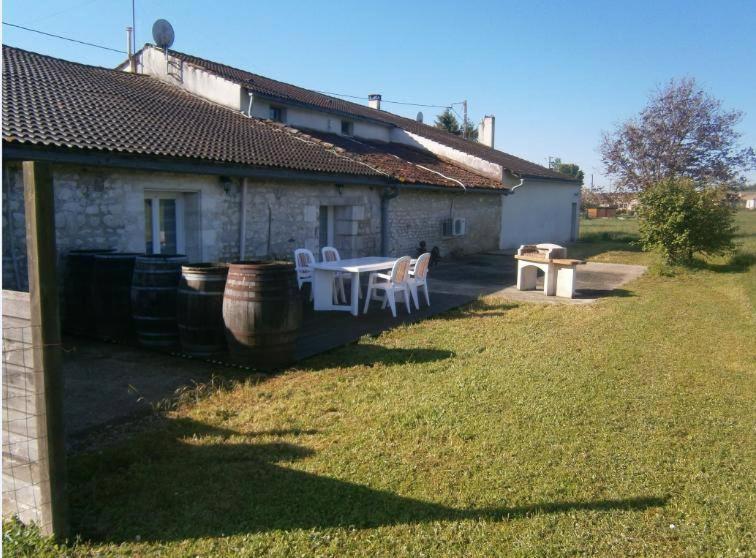 La Pommeraie Jonzac Exteriör bild